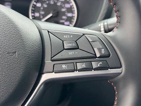 Certified 2025 Nissan Sentra SR image 17