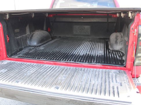 Used 2015 Toyota Tundra Limited w/ Limited Premium Package image 13