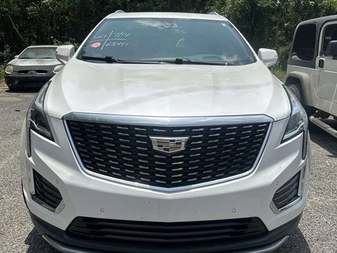 Used 2020 Cadillac XT5 Premium Luxury FWD image 13