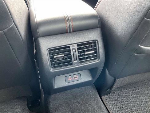 Used 2023 Nissan Altima 2.0 SR FWD image 18