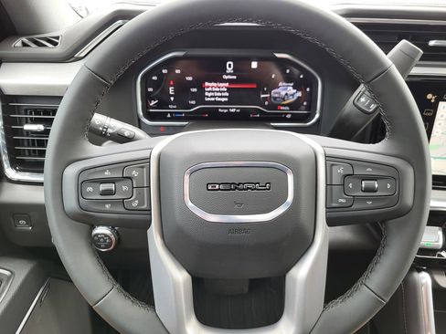 New 2025 GMC Sierra 2500 Denali w/ Denali Reserve Package image 24