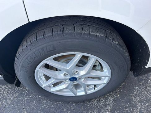 Used 2022 Ford Edge SEL w/ Convenience Package AWD/4WD image 10