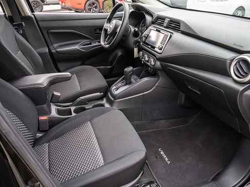 Used 2023 Nissan Versa S w/ Trunk Package image 18