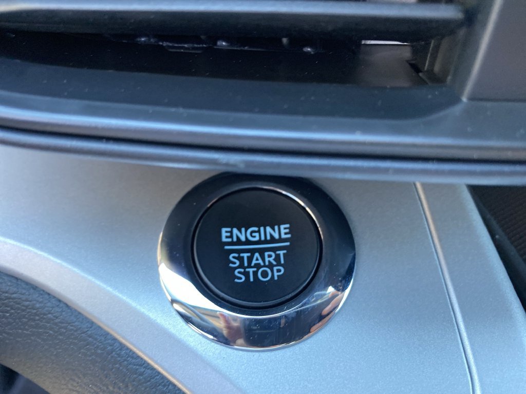 Used 2024 Ford Explorer XLT RWD image 24