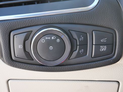 Used 2019 Ford Edge Titanium w/ Cold Weather Package image 21