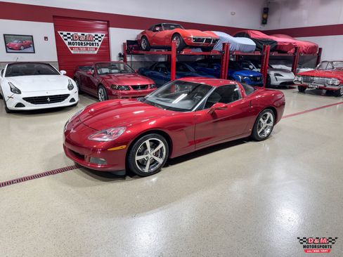 Used 2008 Chevrolet Corvette w/ Z51 Performance Package w/ Z51 Performance Package RWD image 28