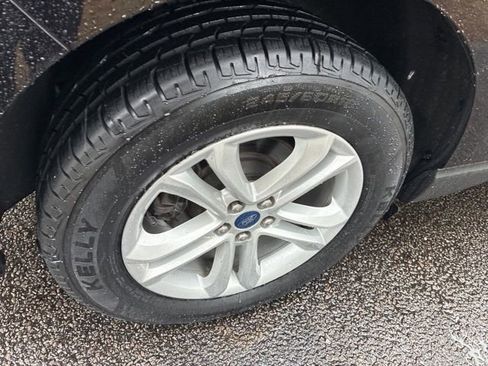 Used 2020 Ford Edge SEL w/ Convenience Package image 15