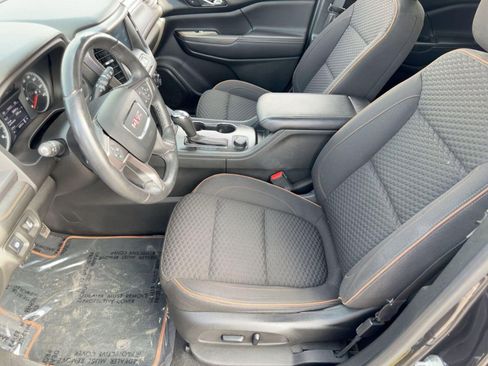 Used 2017 GMC Acadia SLE w/ Driver Alert Package I image 5