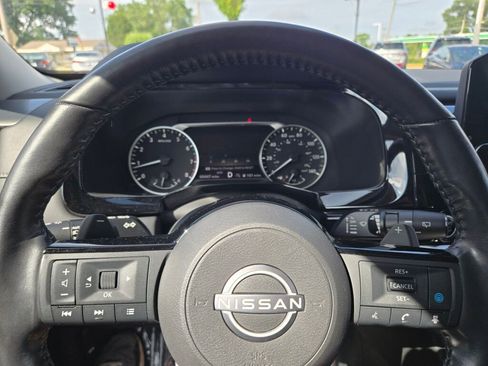 Used 2022 Nissan Pathfinder SL image 36