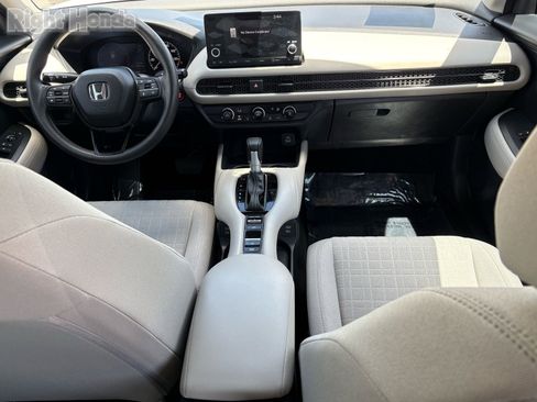 Certified 2025 Honda HR-V LX image 25