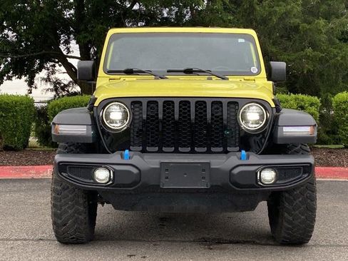 Used 2023 Jeep Wrangler Unlimited w/ Cold Weather Group AWD/4WD image 13