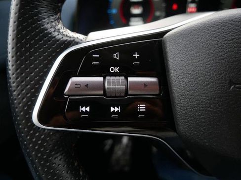 Certified 2024 Nissan Ariya AWD image 27