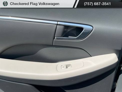 Used 2023 Hyundai Sonata SEL w/ Convenience Package FWD image 24