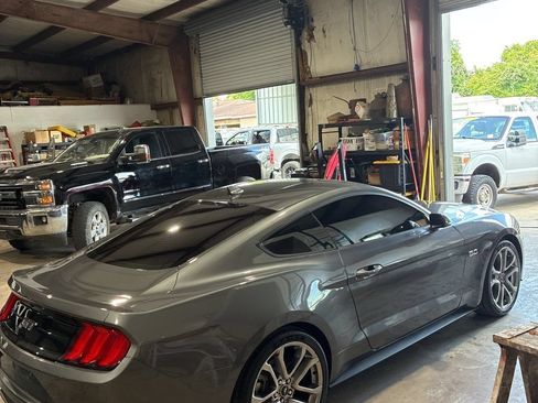 Used 2022 Ford Mustang GT Premium w/ Equipment Group 401A RWD image 4
