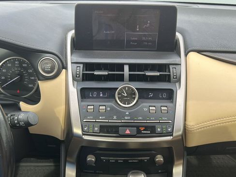 Used 2018 Lexus NX 300 FWD w/ Comfort Package image 8