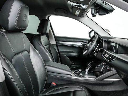 Used 2018 Alfa Romeo Stelvio Sport w/ Quick Order Package 22J Sport image 20