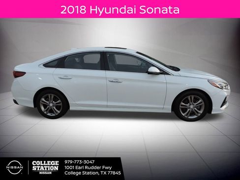 Used 2018 Hyundai Sonata Limited image 2