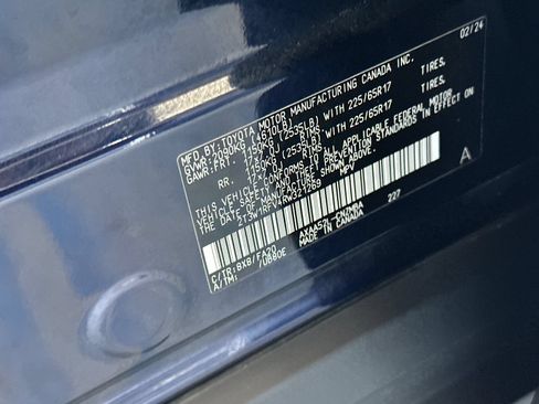 Used 2024 Toyota RAV4 XLE FWD image 26