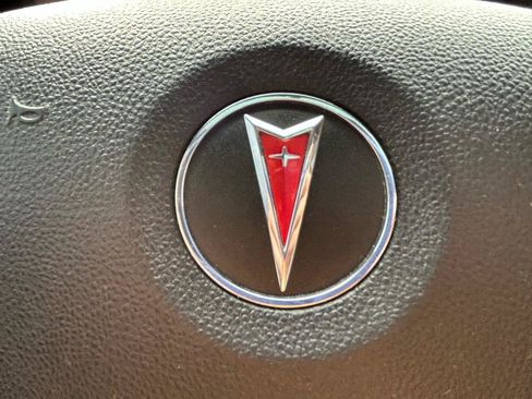 Used 2009 Pontiac G8 RWD image 21