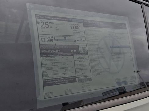 New 2026 Volkswagen Tiguan SE R-Line image 19