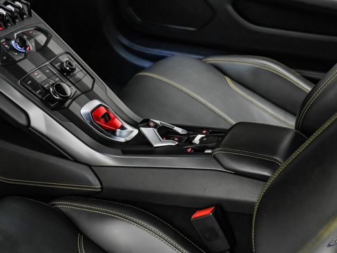 Used 2018 Lamborghini Huracan LP 580-2 image 88