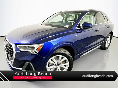 Used 2024 Audi Q3 2.0T Premium w/ Convenience Package AWD/4WD image 1