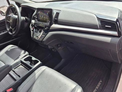 Used 2024 Honda Odyssey Touring image 22