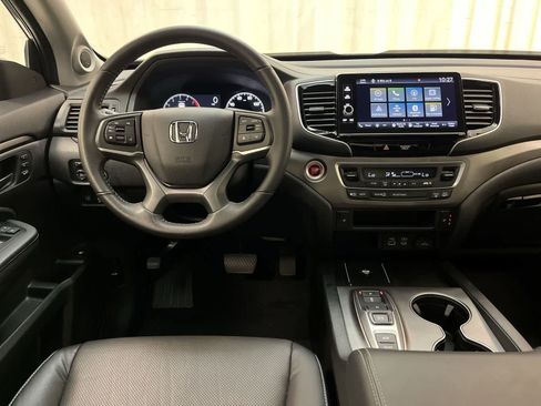Certified 2025 Honda Ridgeline RTL image 20