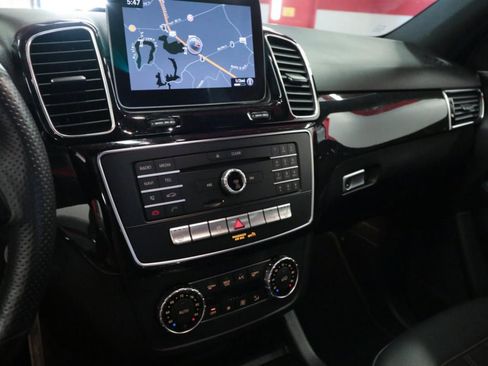 Used 2018 Mercedes-Benz GLE 350 4MATIC w/ Premium 1 Package image 18