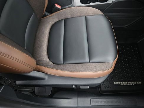 Used 2025 Ford Bronco Sport Outer Banks w/ Outer Banks Tech Package+ image 33