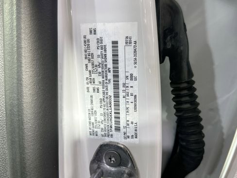 Used 2020 Ford Escape SE image 38