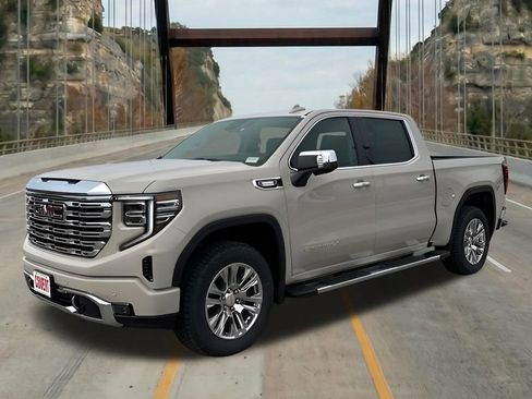 New 2026 GMC Sierra 1500 Denali w/ Technology Package AWD/4WD image 3