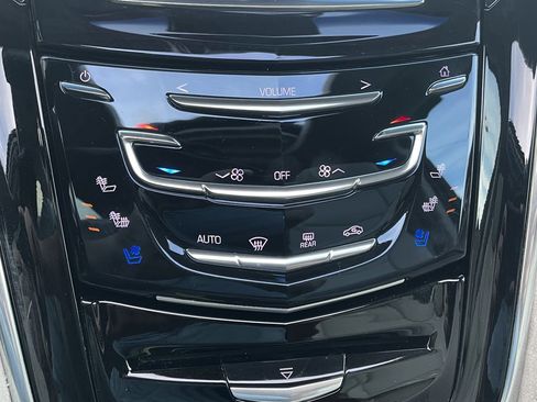 Used 2016 Cadillac Escalade ESV Luxury image 28
