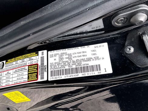 Used 2017 Toyota Tacoma SR5 image 35