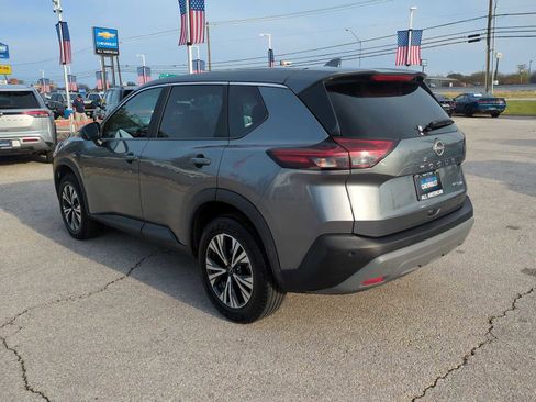 Used 2023 Nissan Rogue SV image 6