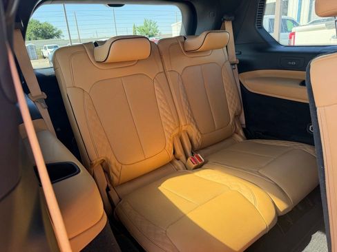 Used 2024 Jeep Grand Cherokee L Summit w/ Advanced Protech Group IV AWD/4WD image 15