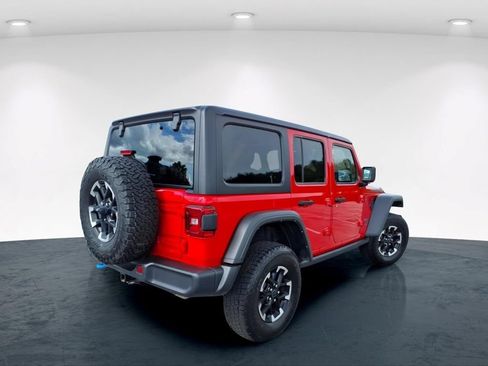Used 2024 Jeep Wrangler Unlimited Rubicon 4xe AWD/4WD image 8