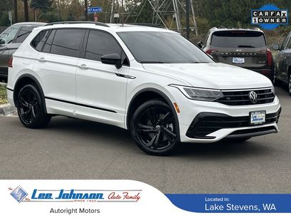 Used 2024 Volkswagen Tiguan SE R-Line