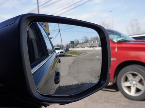 Used 2025 Honda Pilot Touring image 38