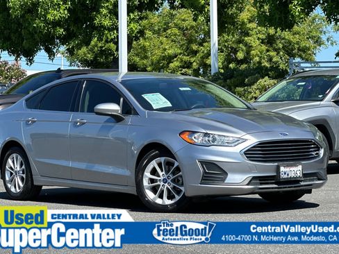 Used 2020 Ford Fusion SE FWD image 1