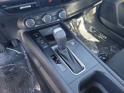 New 2025 Nissan Kicks S image 9