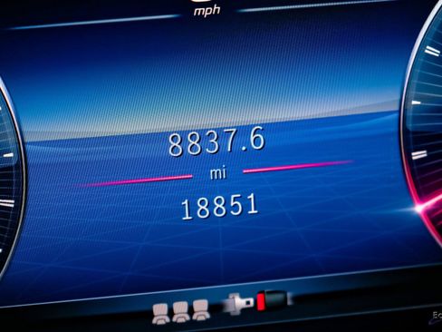 Used 2025 Mercedes-Benz GLE 53 AMG 4MATIC Coupe image 82