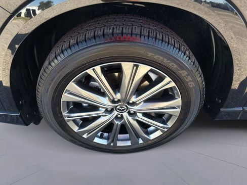 Certified 2025 MAZDA CX-5 Signature image 11