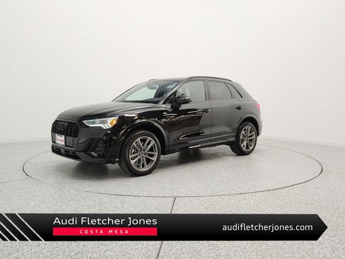 Used 2025 Audi Q3 2.0T Premium w/ Convenience Package AWD/4WD image 1