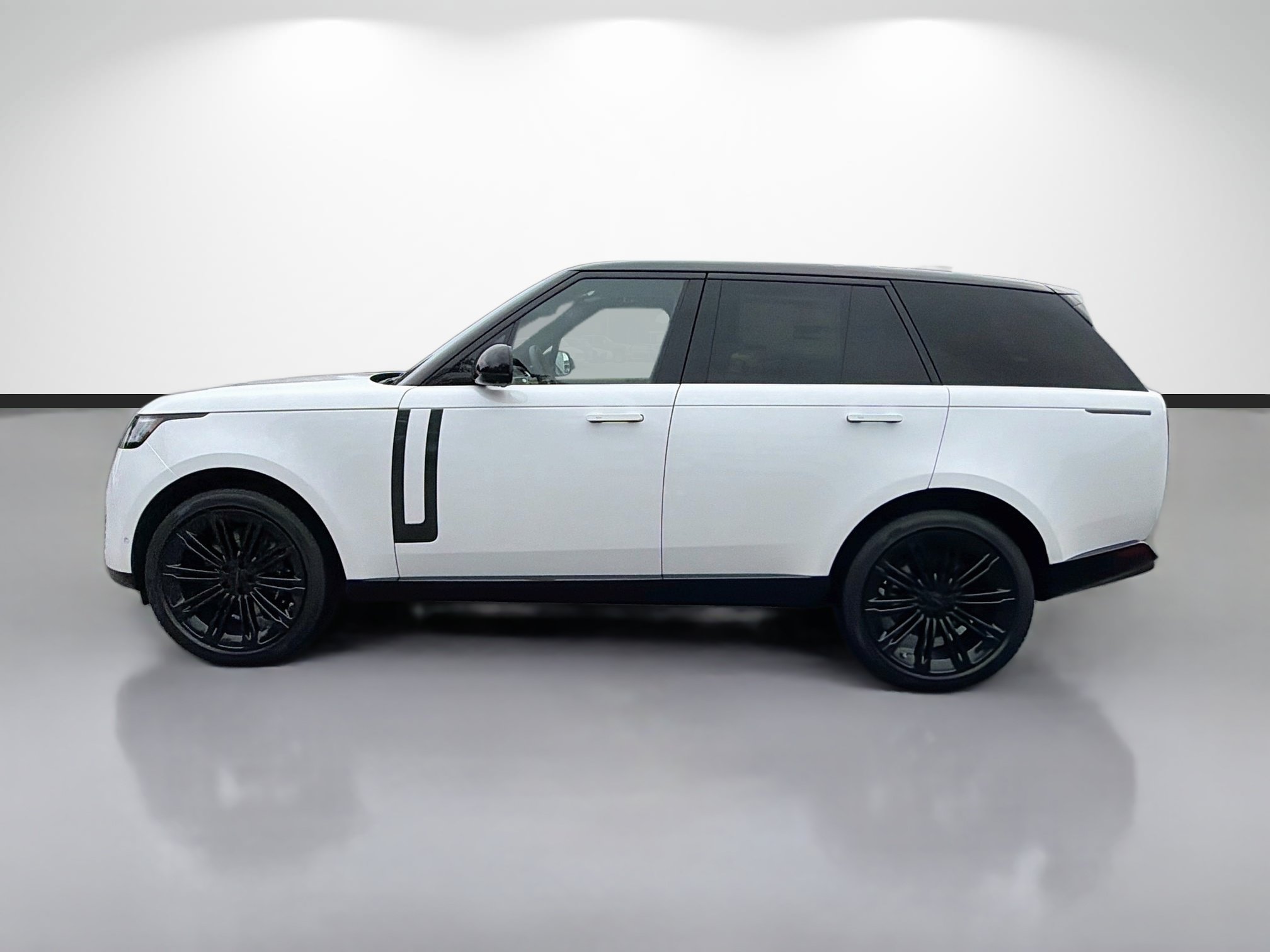 New 2026 Land Rover Range Rover SE AWD/4WD image 2