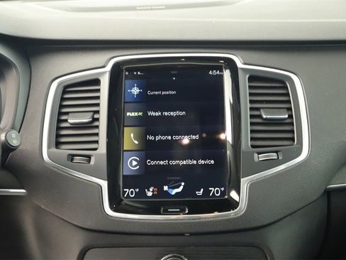 Used 2020 Volvo XC90 T5 Momentum image 19