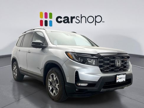 Used 2023 Honda Passport TrailSport image 7