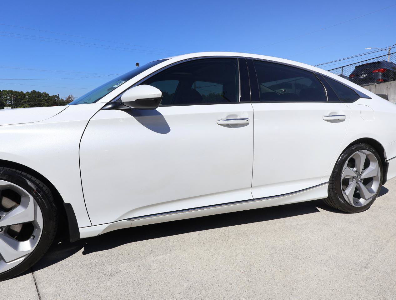 Used 2019 Honda Accord Touring image 33