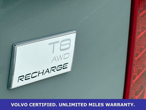 Certified 2024 Volvo XC90 T8 Plus w/ Protection Package Premier AWD/4WD image 11