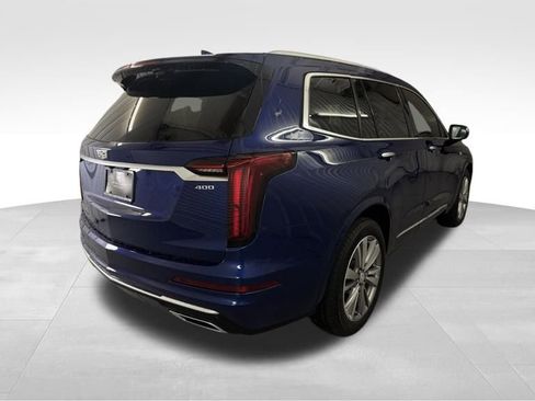 Used 2024 Cadillac XT6 Premium Luxury image 3